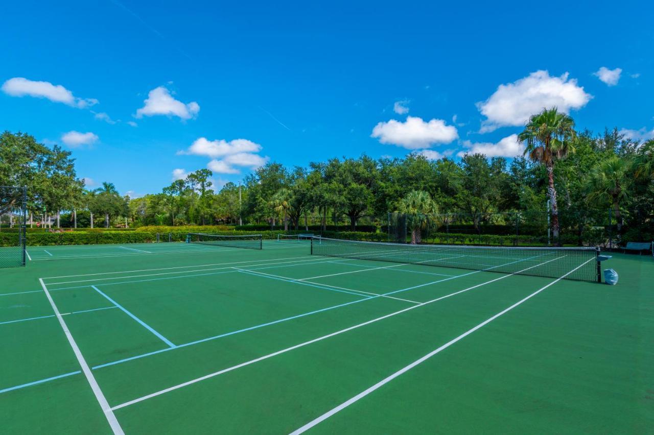 Golf Condo- Resort Pool- Lakeview- 10Mi To Beaches North North Naples Kültér fotó